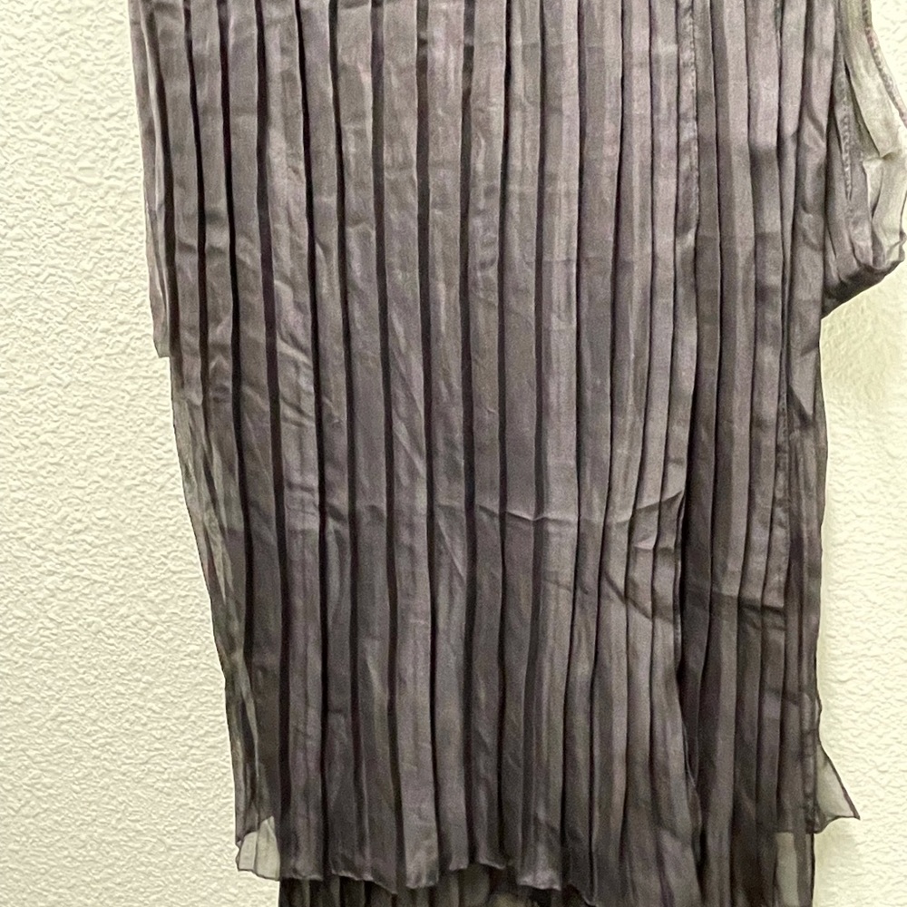 Pleated wrap. Black sheer